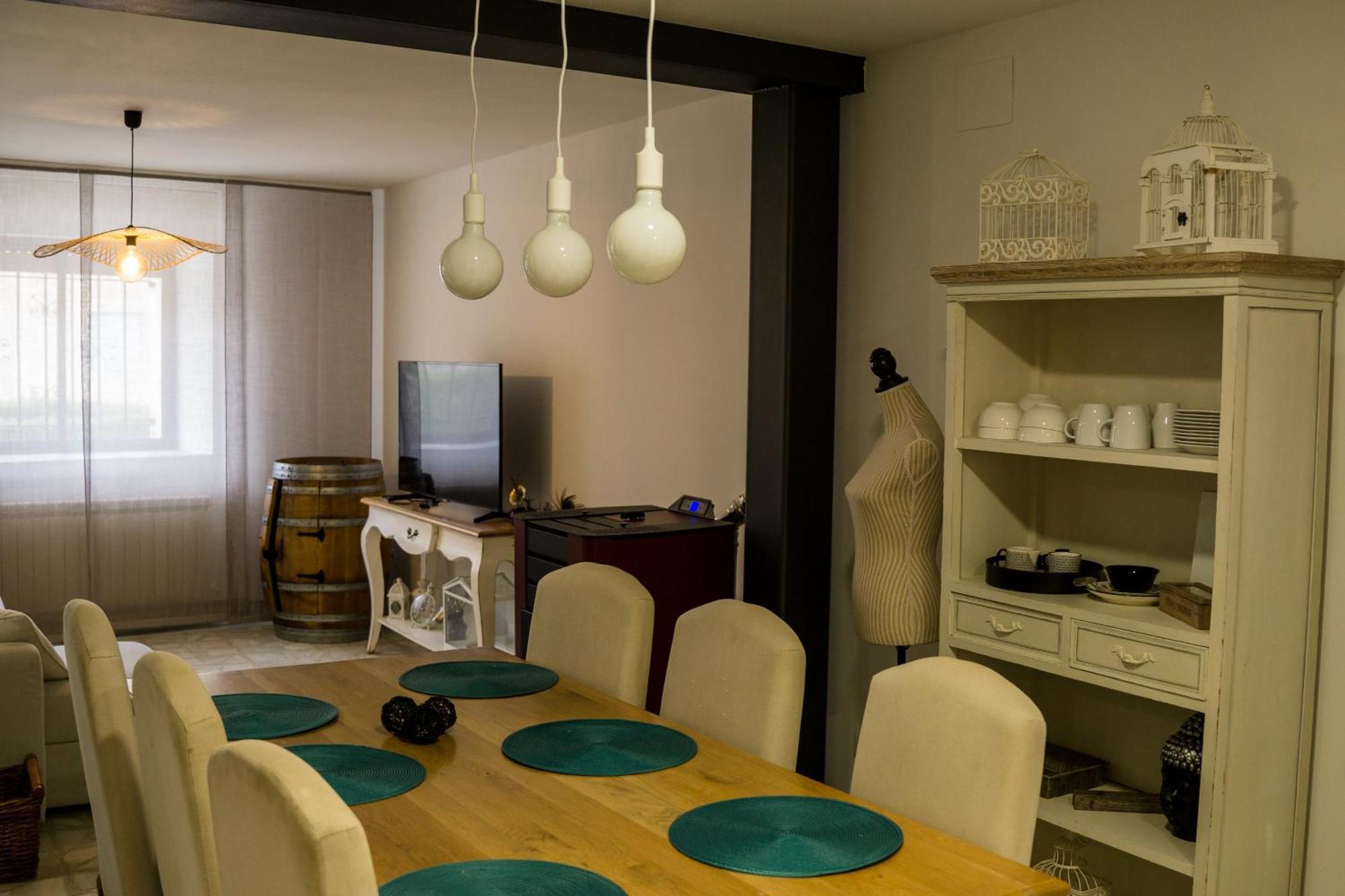 Antojos Bed & Breakfast Tardajos Luaran gambar